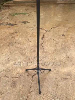 Tripod Poster Stand