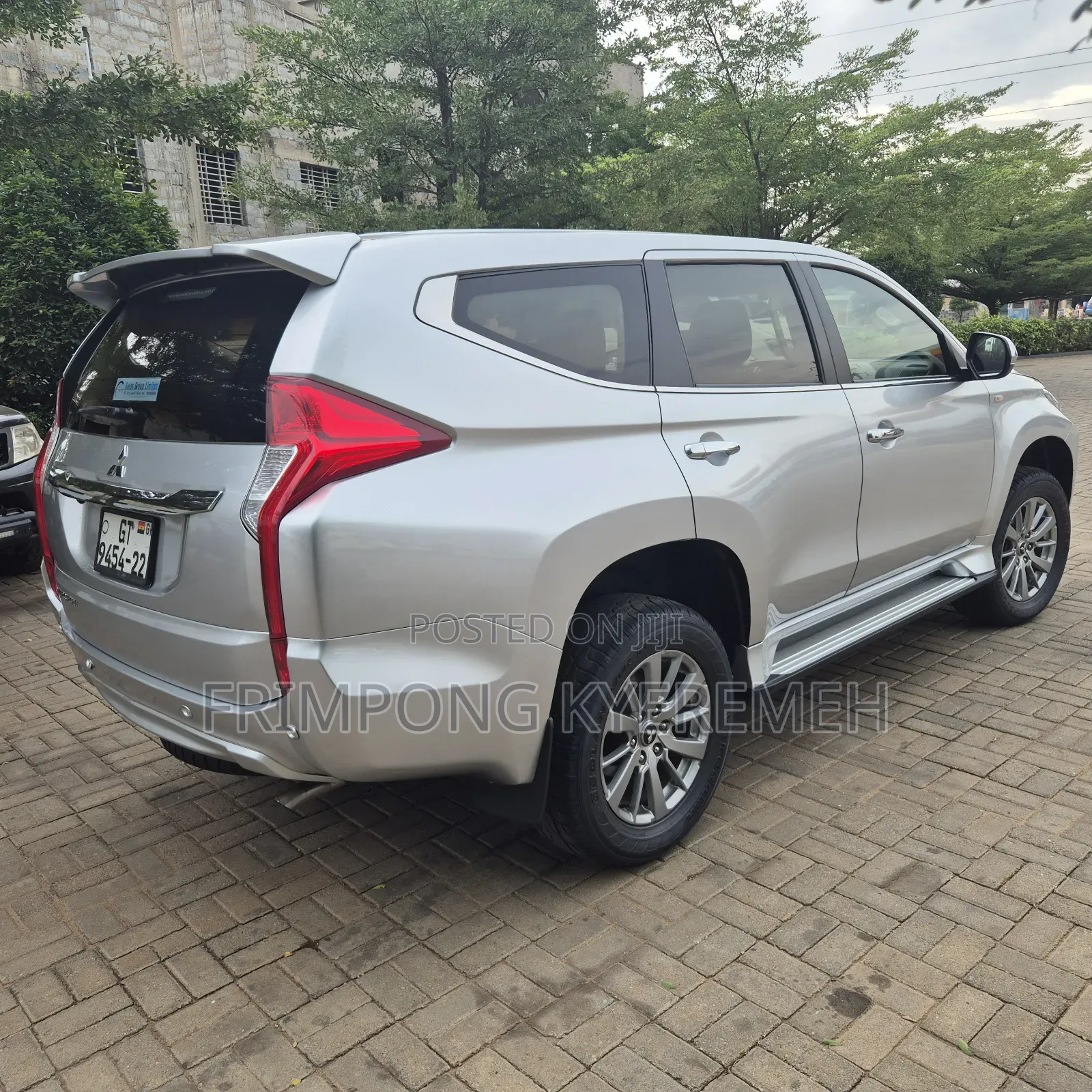 Mitsubishi Montero Sport 2018 Silver