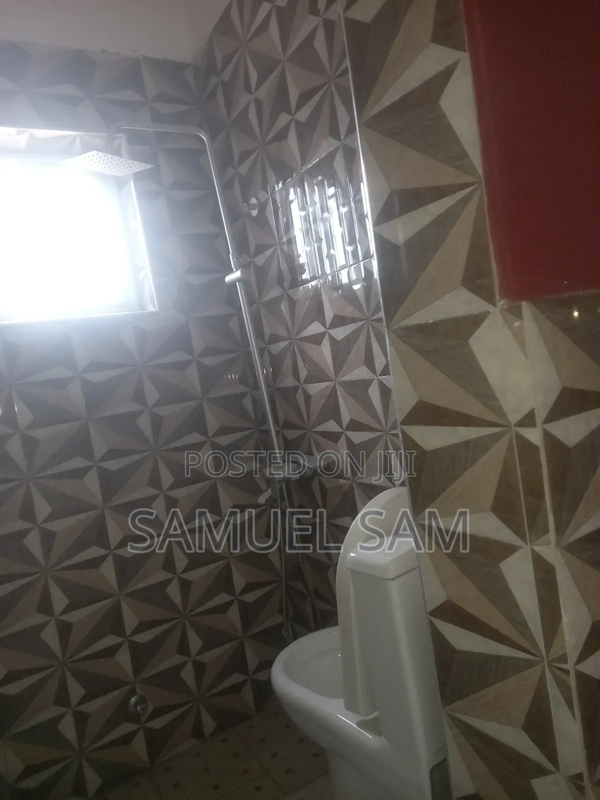 1bdrm Apartment in Community 7, Tema Metropolitan for rent