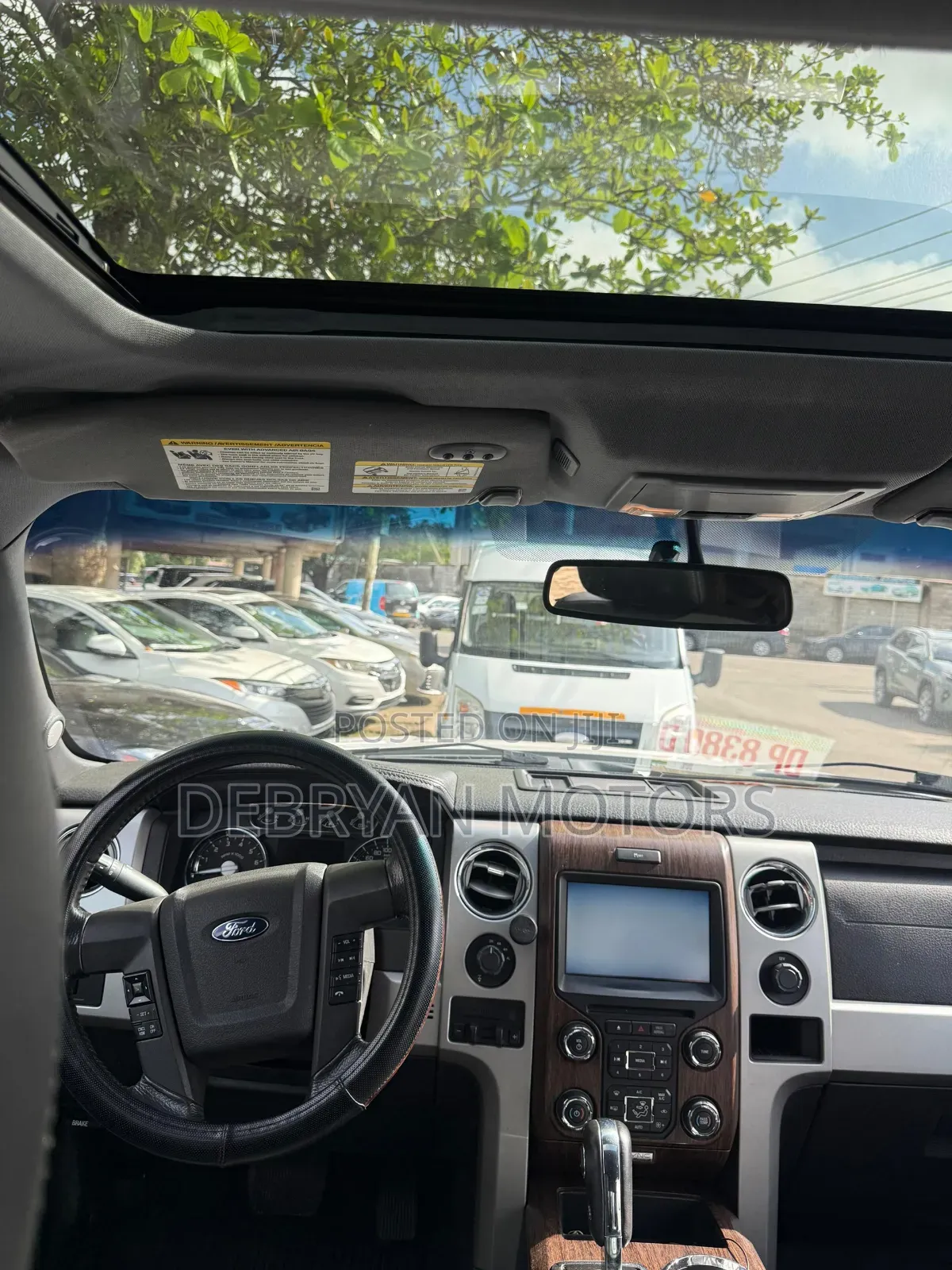 Ford F-150 Limited 4dr SuperCrew 4WD 5.5 ft. SB (3.5L 6cyl Turbo 6A)