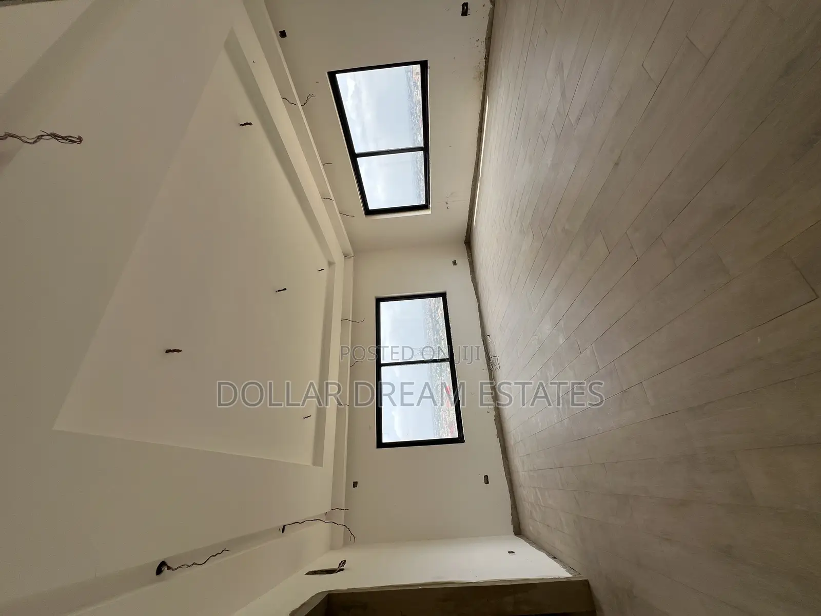 5bdrm House in Abokobi for sale