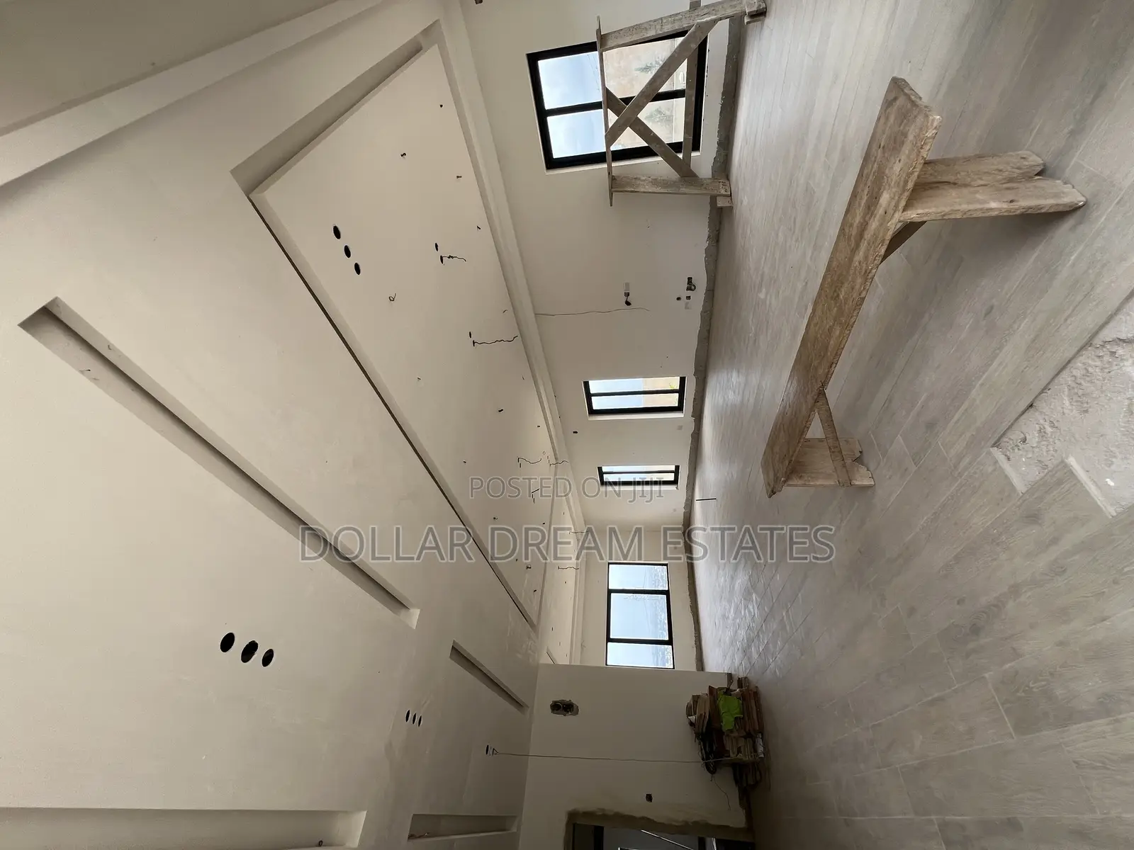 5bdrm House in Abokobi for sale