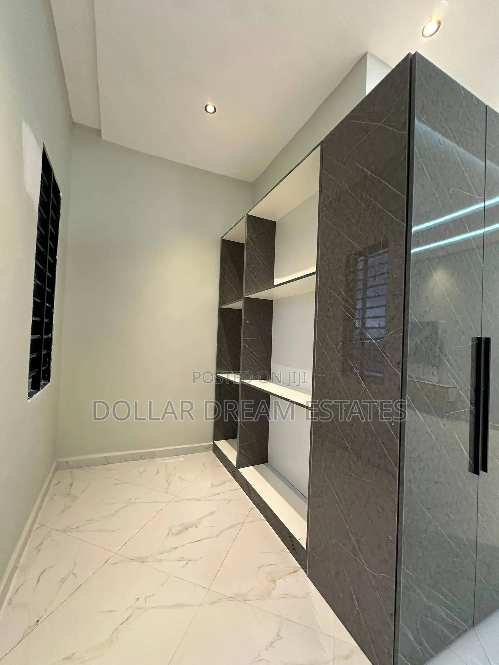 Furnished 4bdrm House in Ashaley Botwe for sale