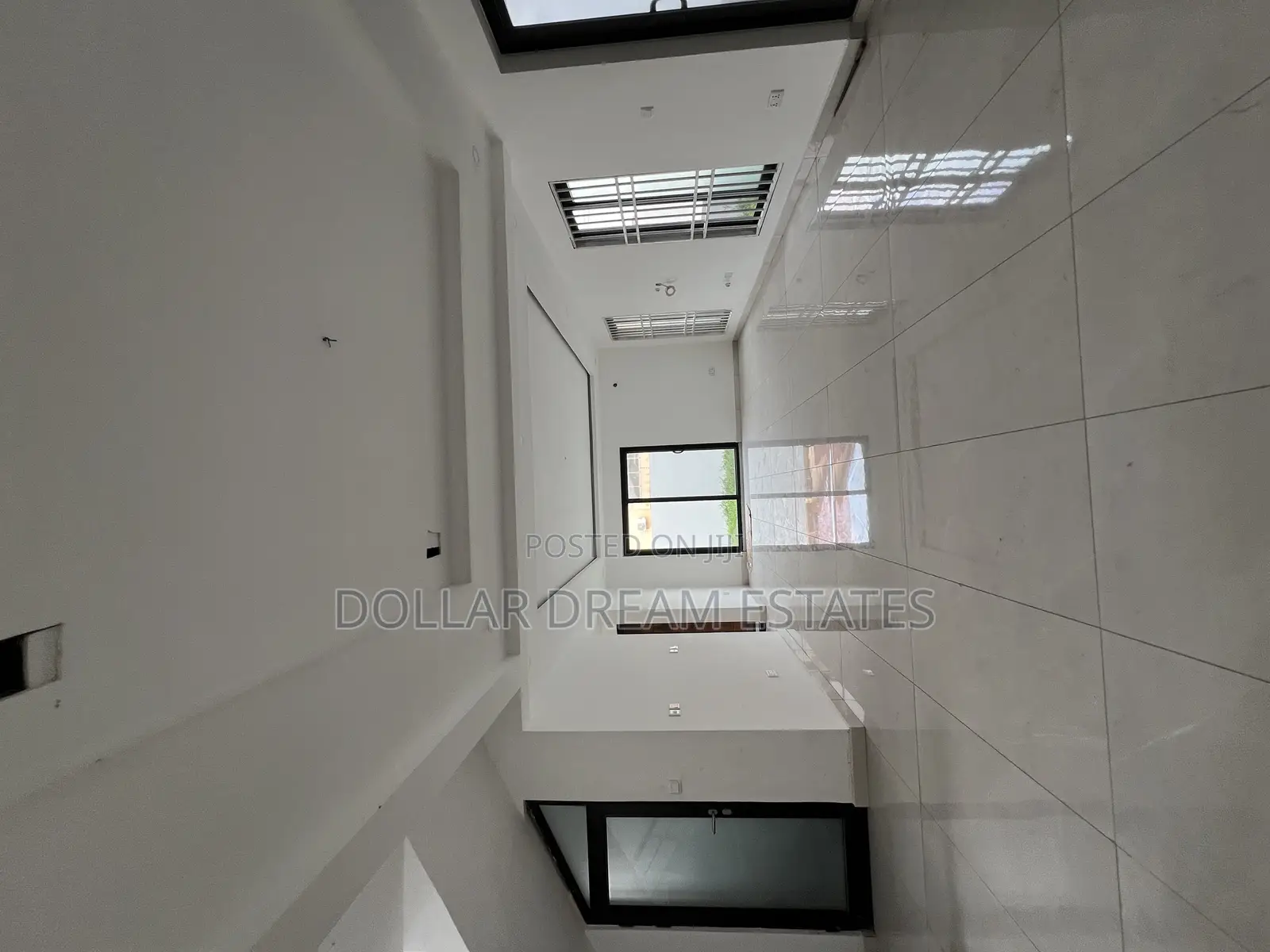 4bdrm House in East Legon for sale