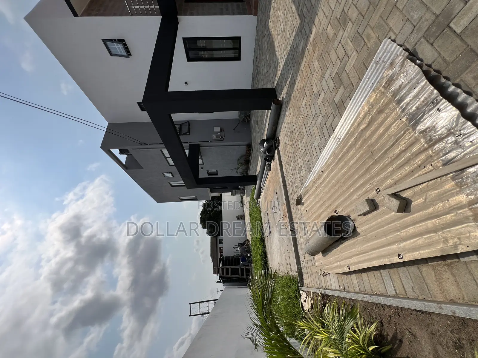 4bdrm House in East Legon for sale