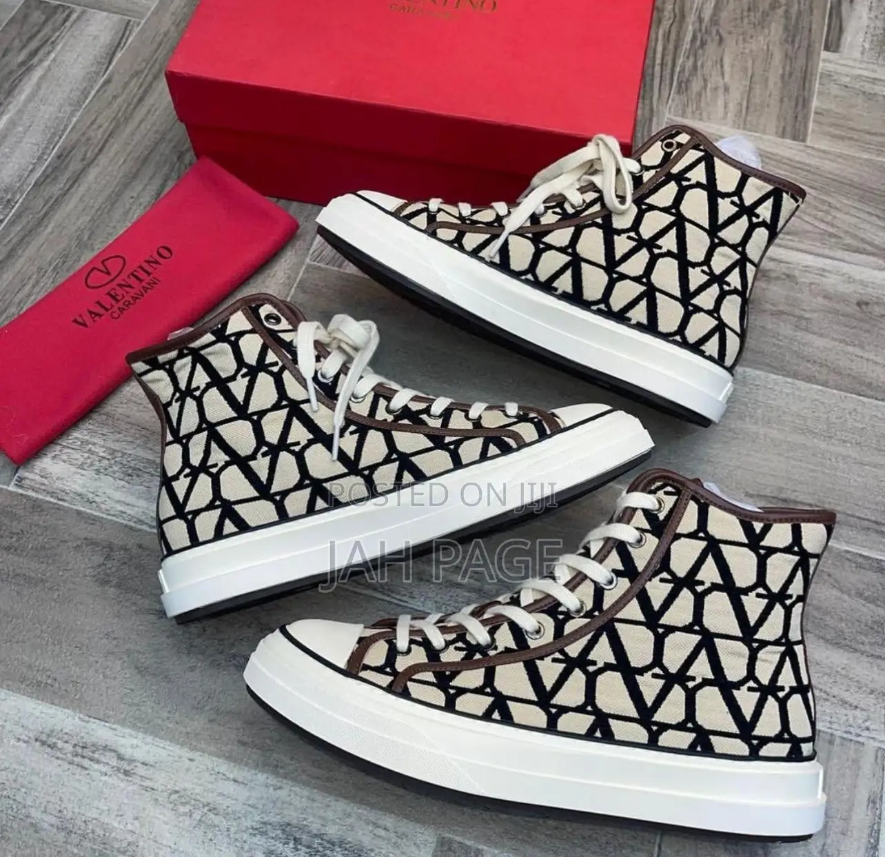 Valentina Garavani High Top Low