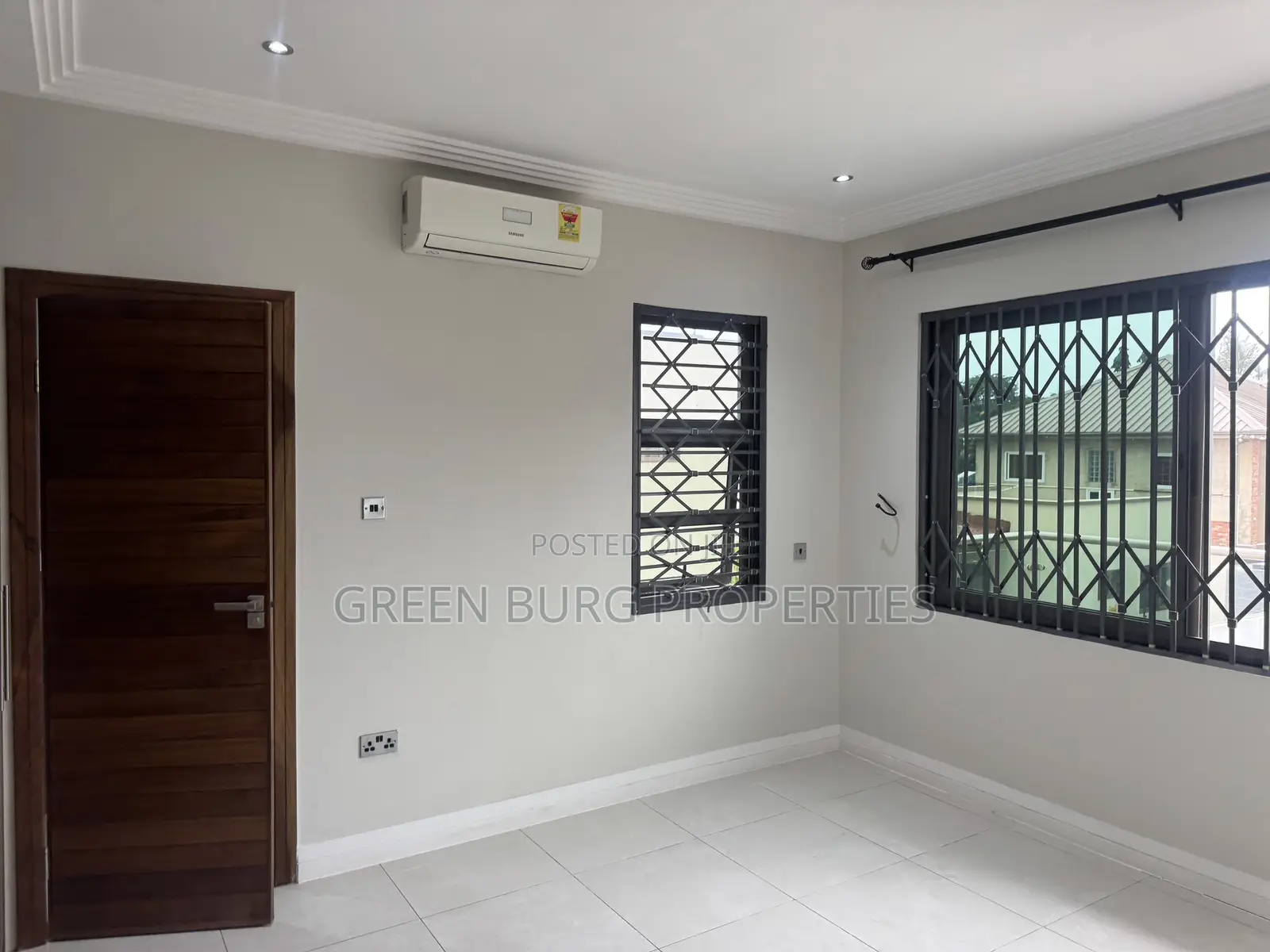3bdrm Townhouse/Terrace in East Legon for sale