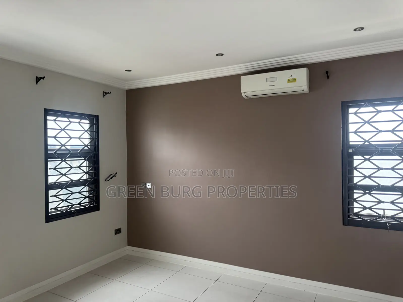 3bdrm Townhouse/Terrace in East Legon for sale
