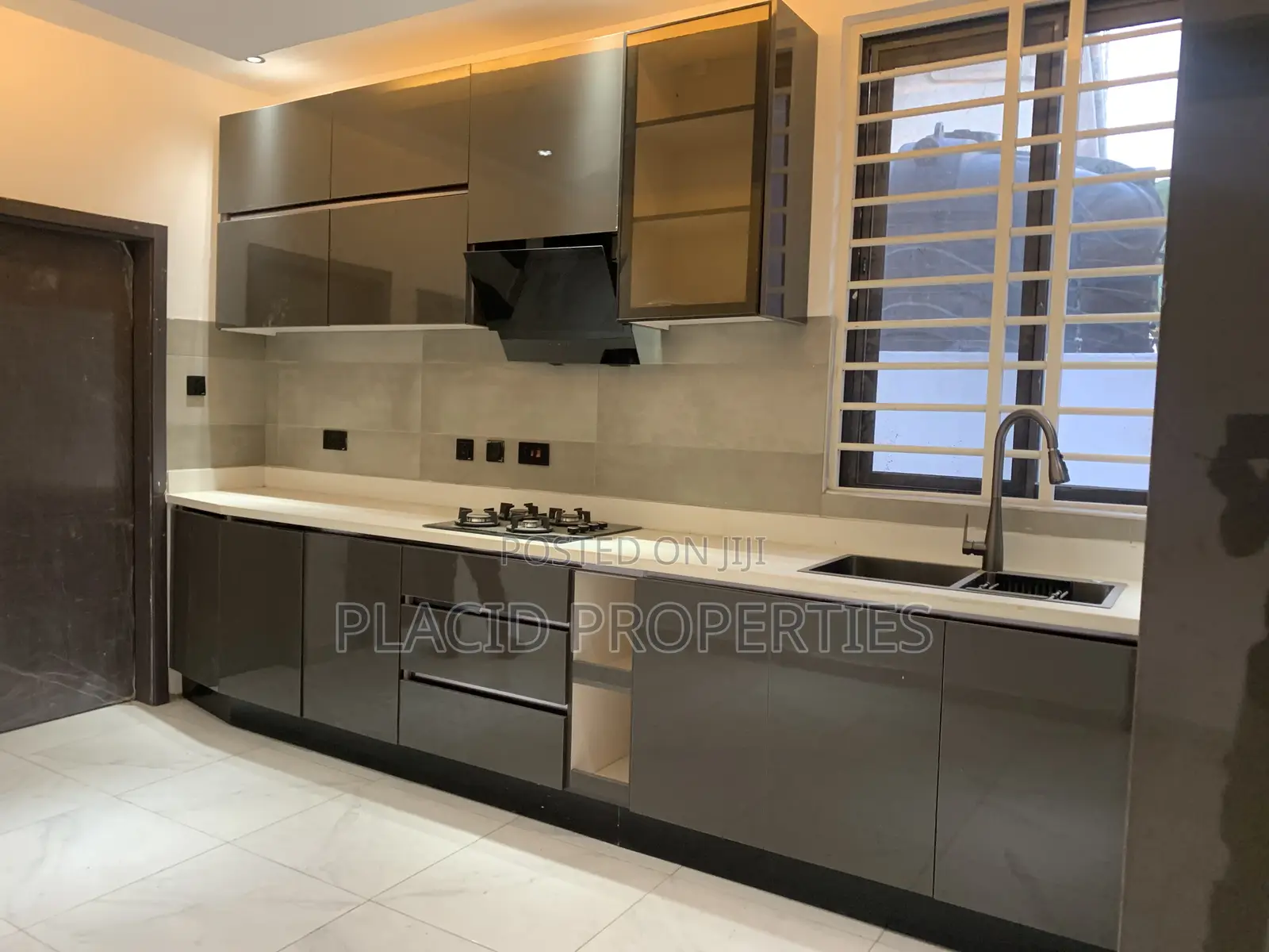 4bdrm House in Kwabenya Acp,Accra, Dome for sale