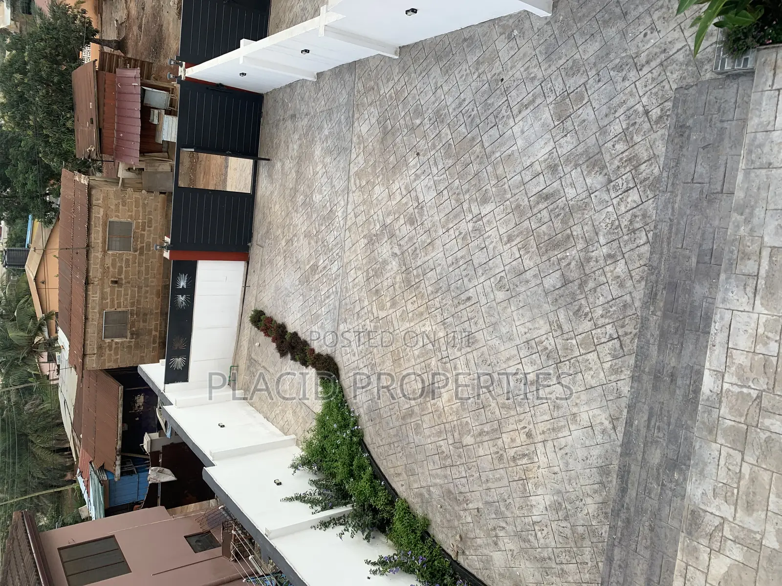 4bdrm House in Kwabenya Acp,Accra, Dome for sale