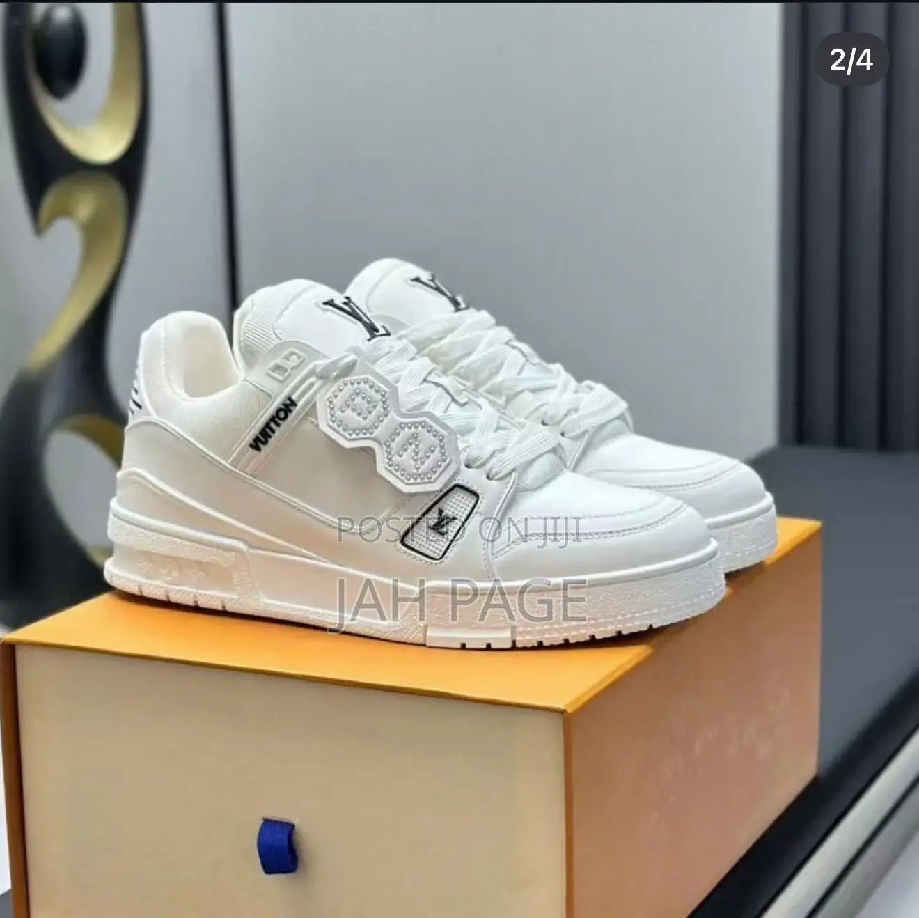 Louis Vuitton Sneaker