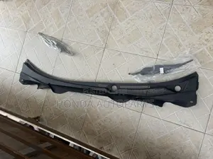Honda Civic 2016,2017,2018 Wiper Panel Complete.