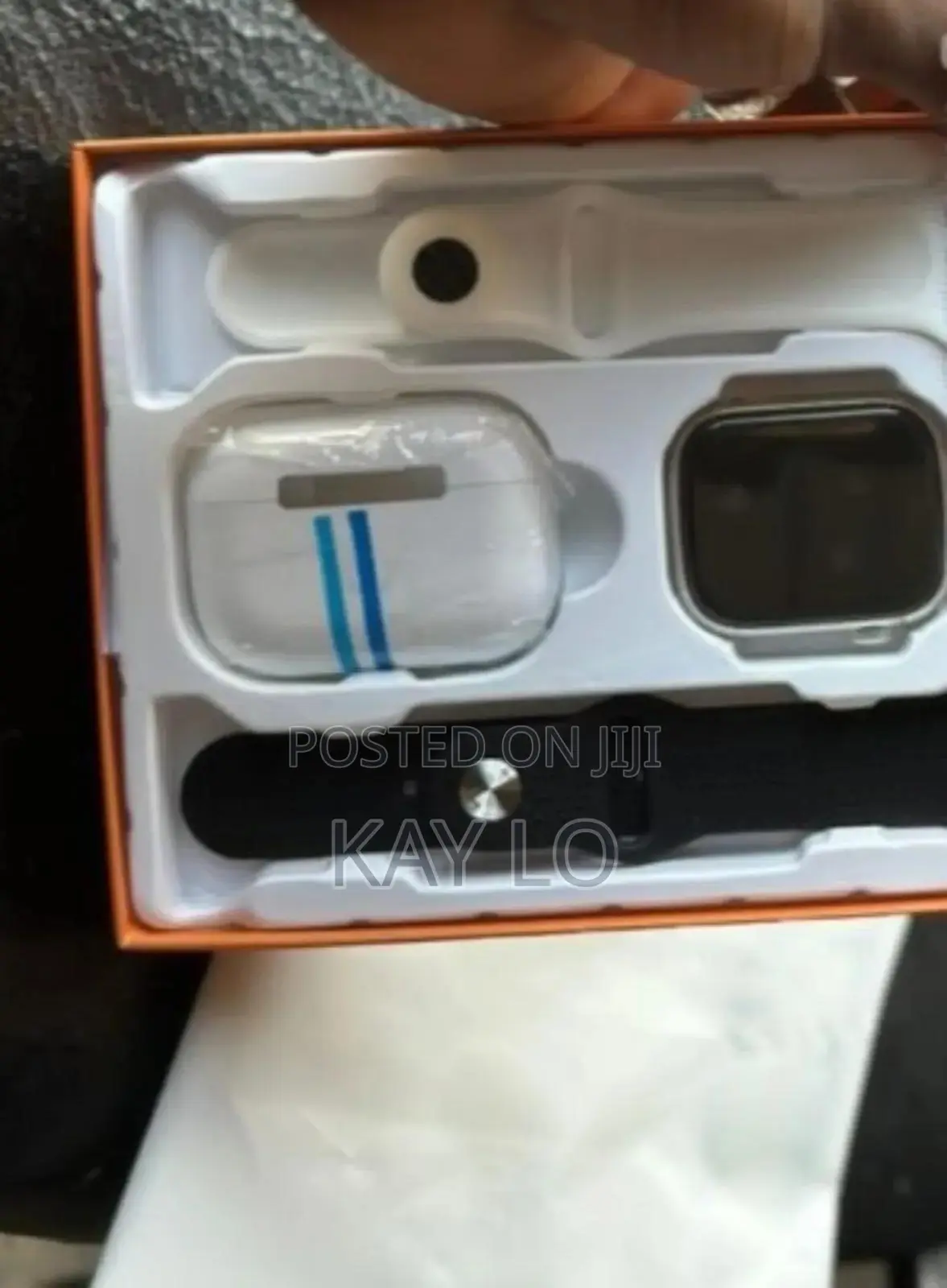 Sw02 Smart Watch With Free Earpod