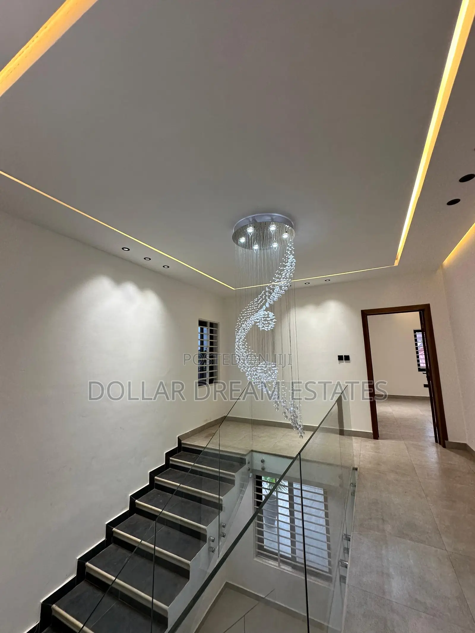 4bdrm House in Lake Side Estate for sale