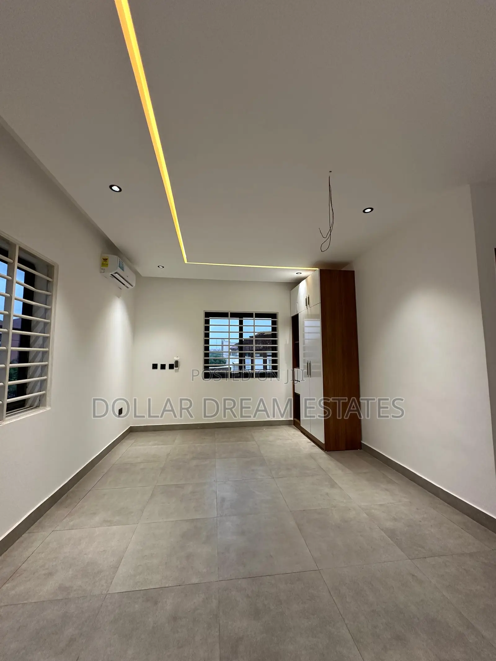 4bdrm House in Lake Side Estate for sale