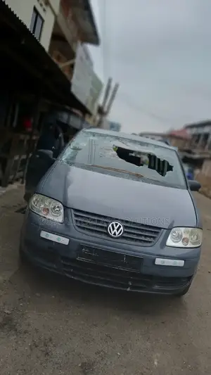 Vw Touran Windscreen Available