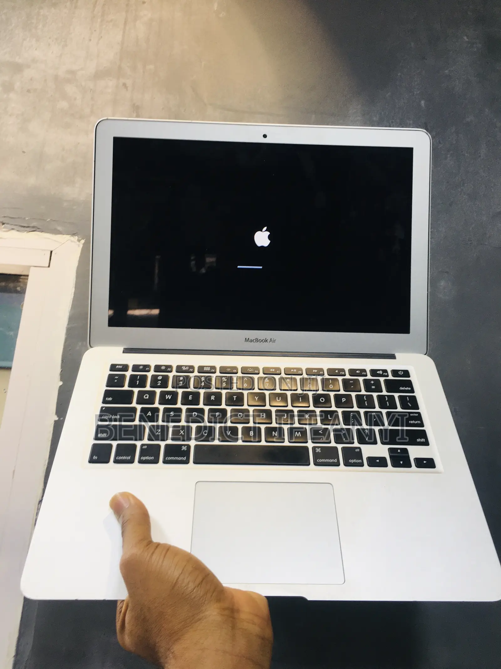 Laptop Apple MacBook Air 2017 8GB Intel Core I5 SSD 128GB