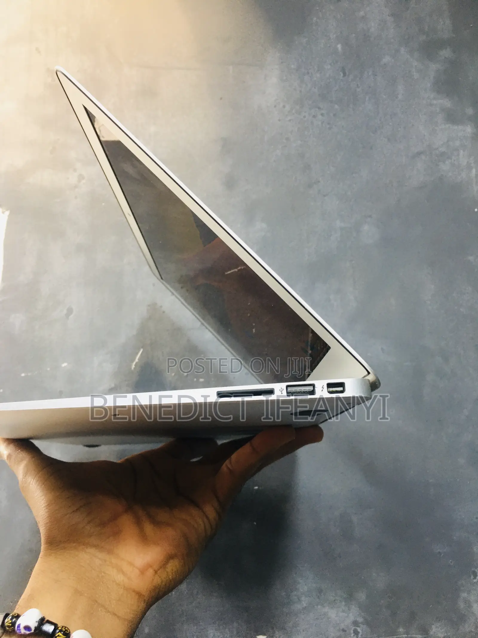Laptop Apple MacBook Air 2017 8GB Intel Core I5 SSD 128GB
