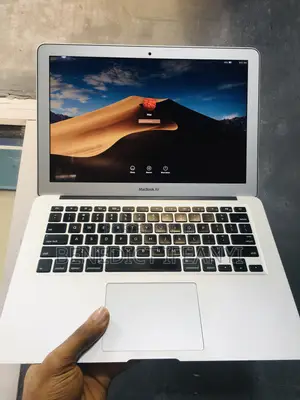 Laptop Apple MacBook Air 2017 8GB Intel Core I5 SSD 128GB