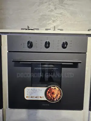 Matte Glass Oven (Built-in)
