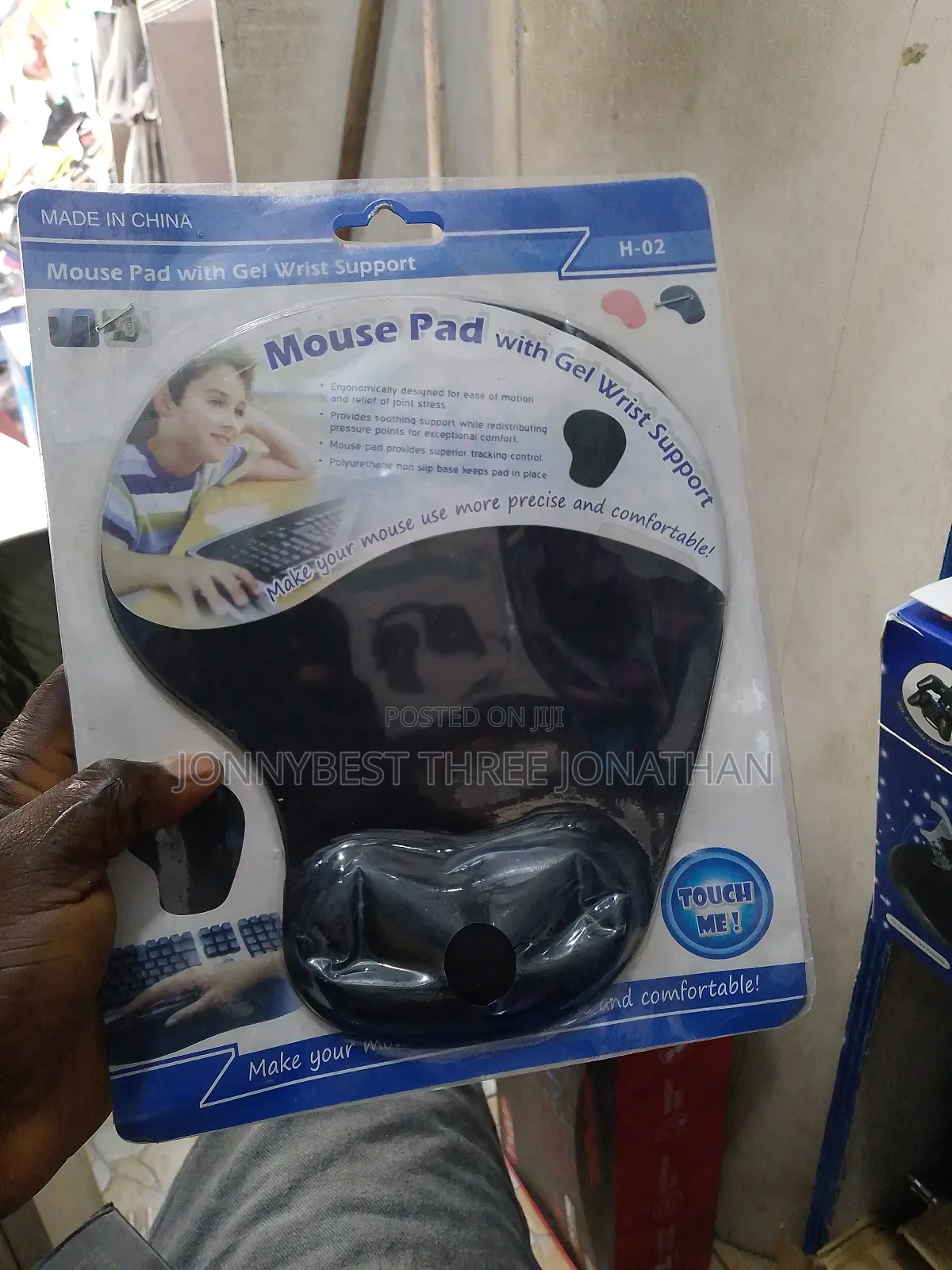 Mouse Pad With Gel Wrist Support