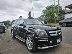 Mercedes-Benz GL-Class GL 550 2013 Black
