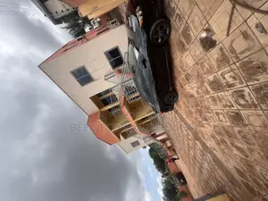 2bdrm Apartment in Bee Decor & Homes, Oyarifa for rent