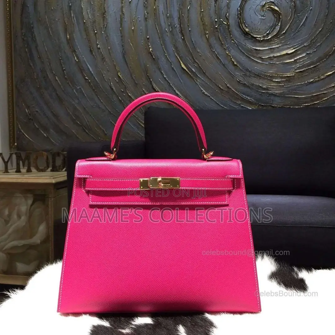 Original Hermes Ladies Handbag (Comes With A Box And A Long Strap )