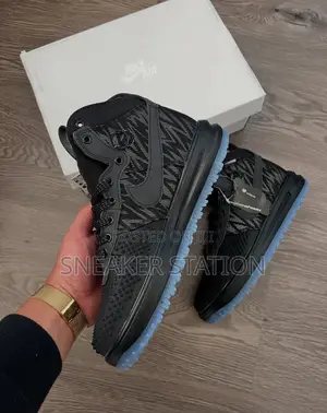 Nike Lunar Force Black High