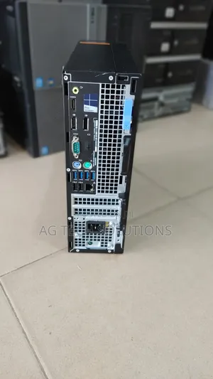 Desktop Computer Dell OptiPlex 7050 16GB Intel Core I7 SSD 512GB