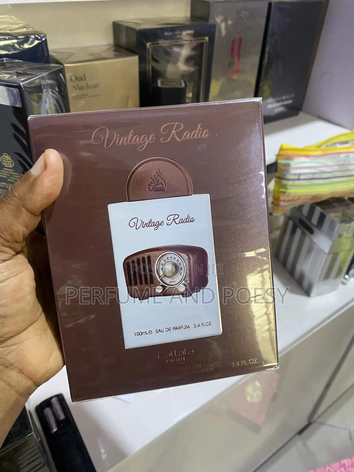 Vintage Radio Lattafa Perfume