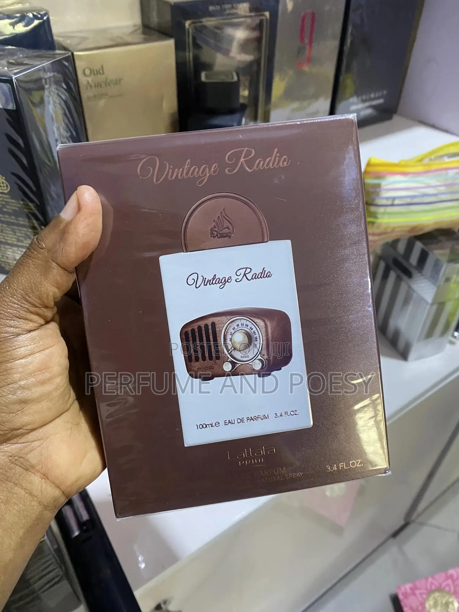Vintage Radio Lattafa Perfume
