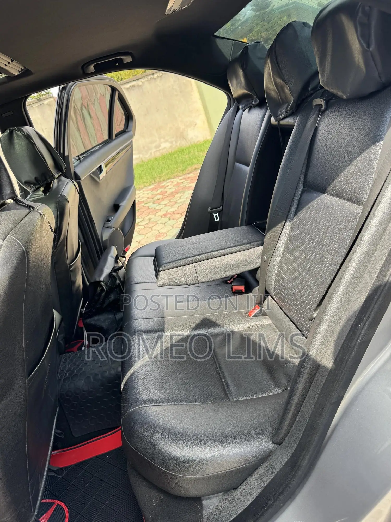 Mercedes-Benz C250 2014 Silver