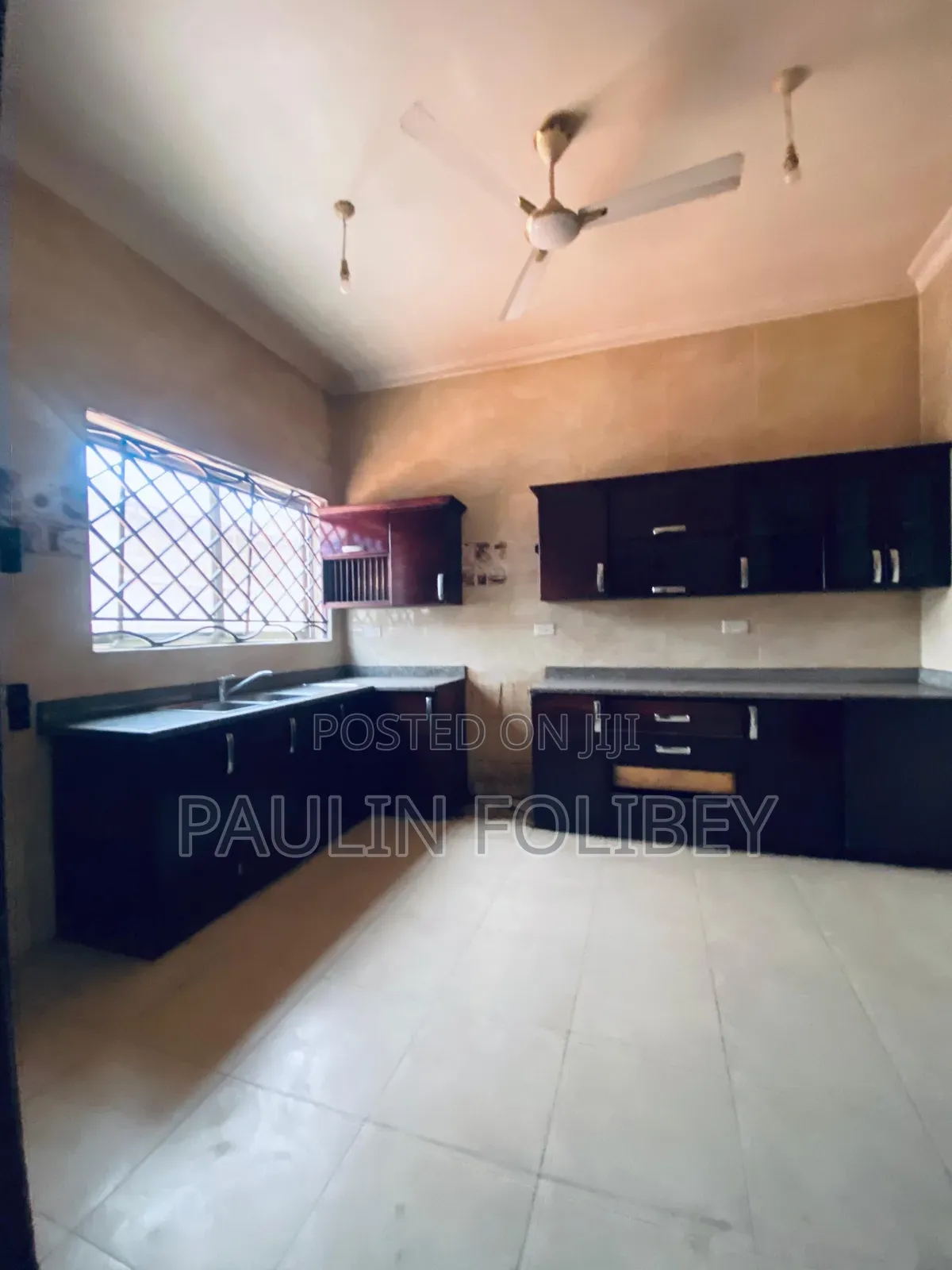 5bdrm House in Dg Property, West Hills Mall Area for rent
