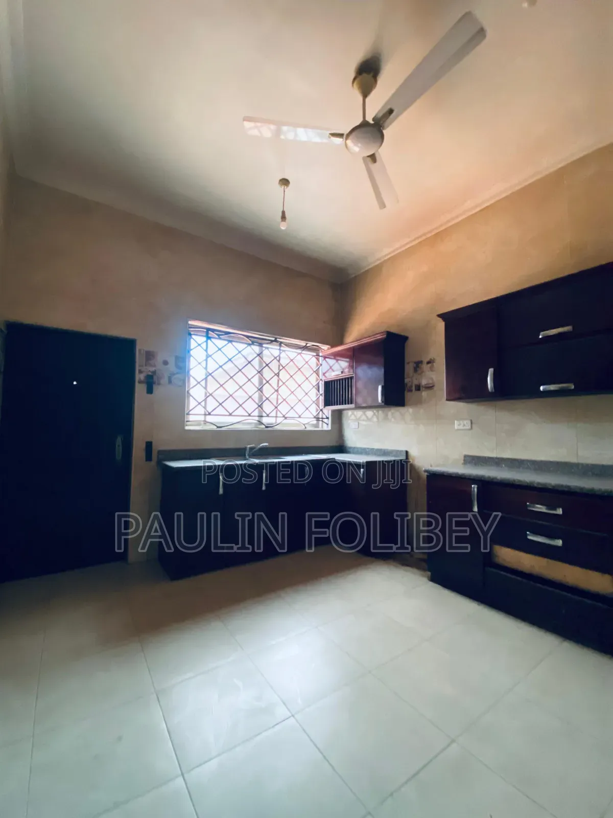 5bdrm House in Dg Property, West Hills Mall Area for rent
