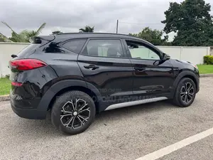 Hyundai Tucson Limited 2021 Black