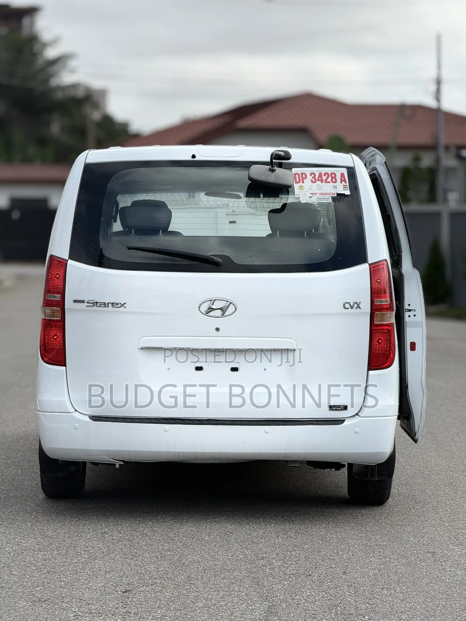 Hyundai Starex 2015 White