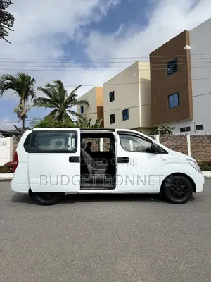 Hyundai Starex 2015 White