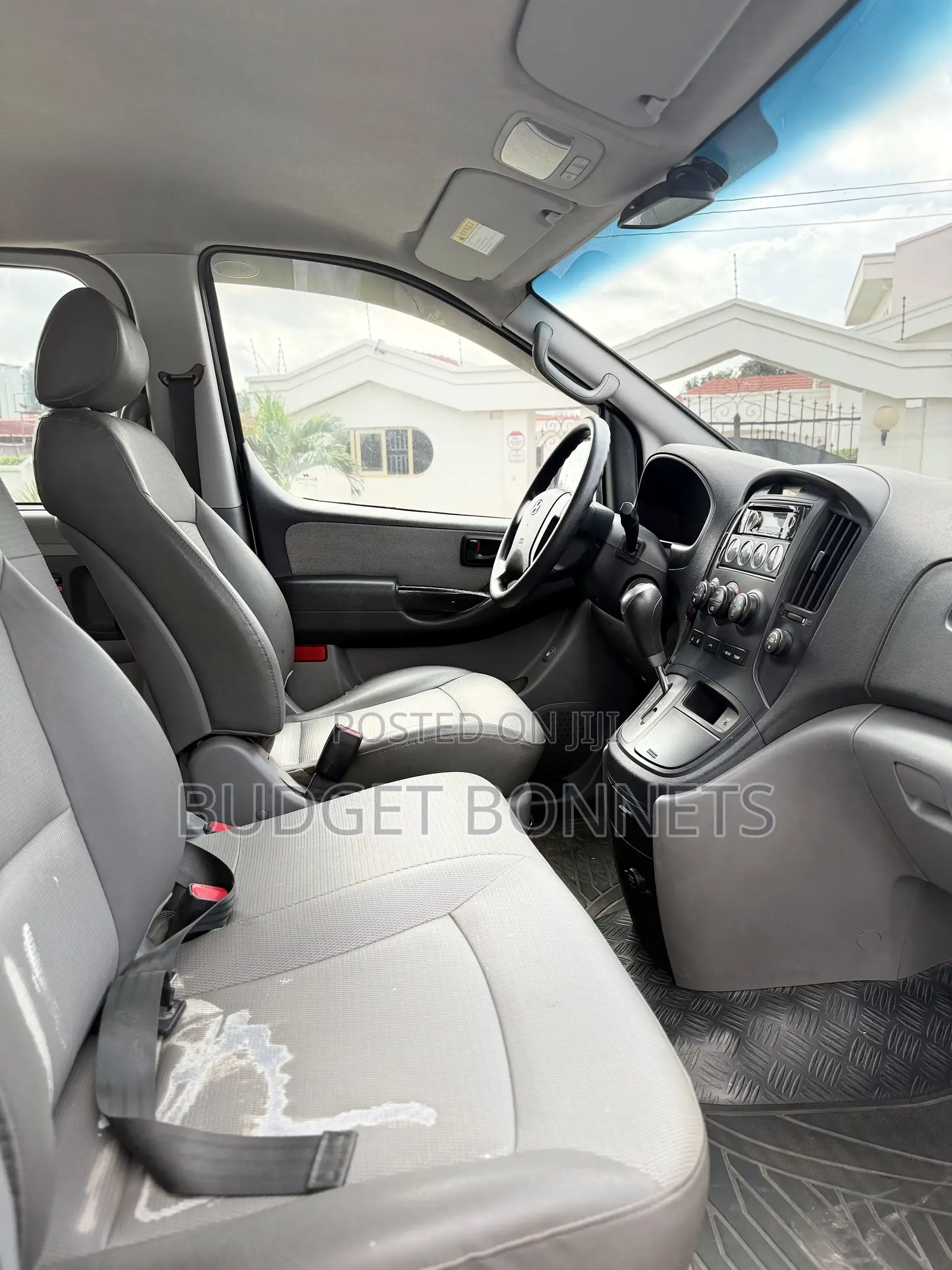 Hyundai Starex 2015 White