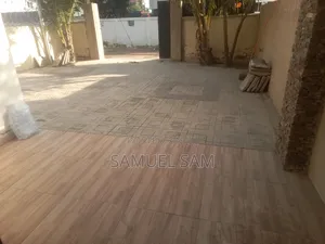2bdrm House in Sakumono Estate, Tema Metropolitan for rent