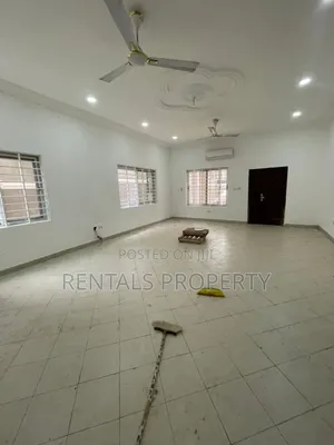3bdrm Block of Flats in Adenta for rent