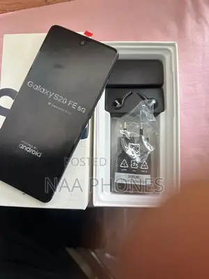 New Samsung Galaxy S20 FE 128 GB Black