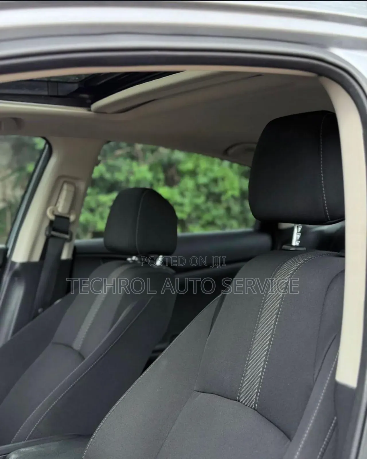 Honda Civic EX 4dr Hatchback (1.5L 4cyl) 2017 Gray