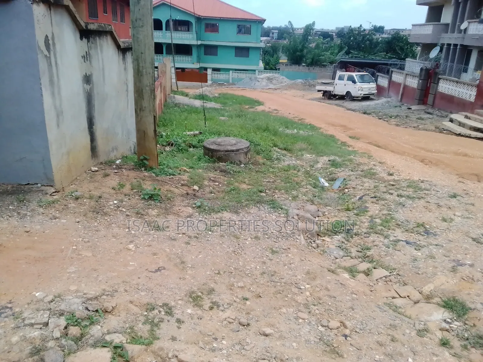 11bdrm House in Isaac Properties, Takoradi for sale