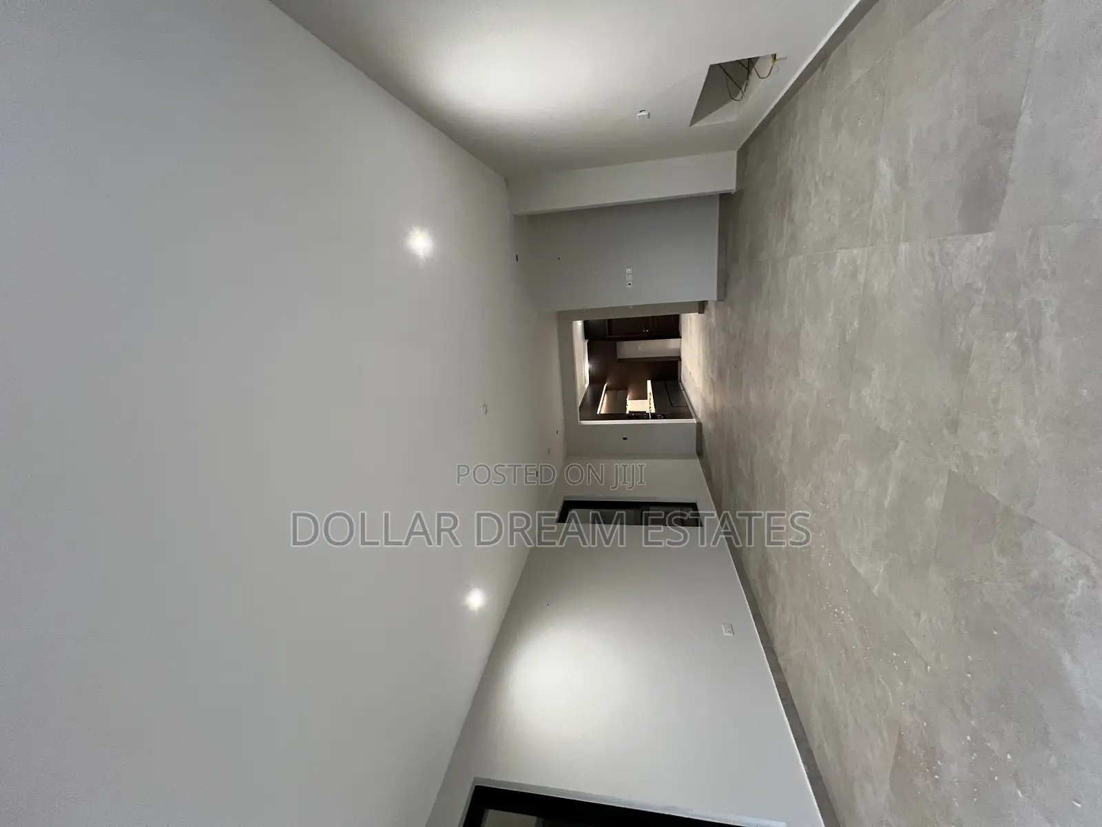 5bdrm House in Adjiriganor for sale