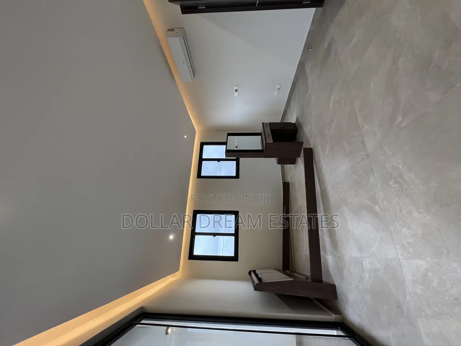 5bdrm House in Adjiriganor for sale