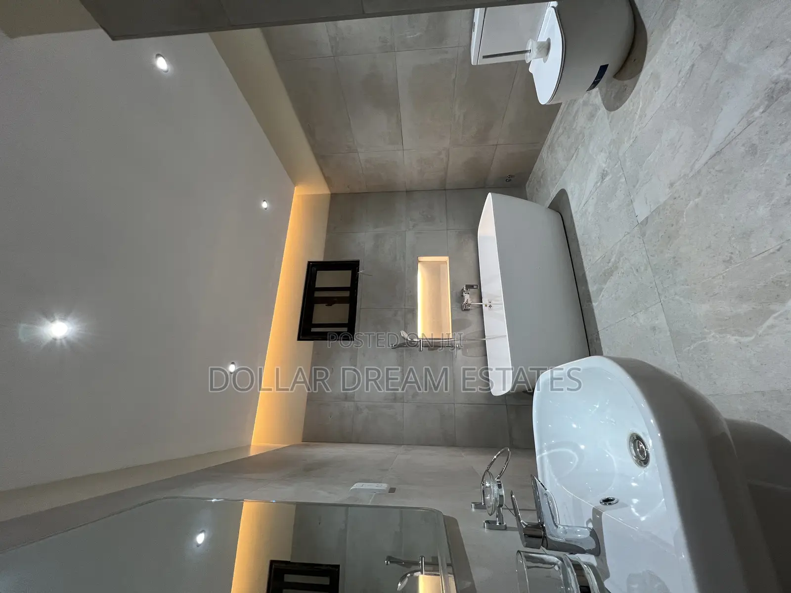5bdrm House in Adjiriganor for sale