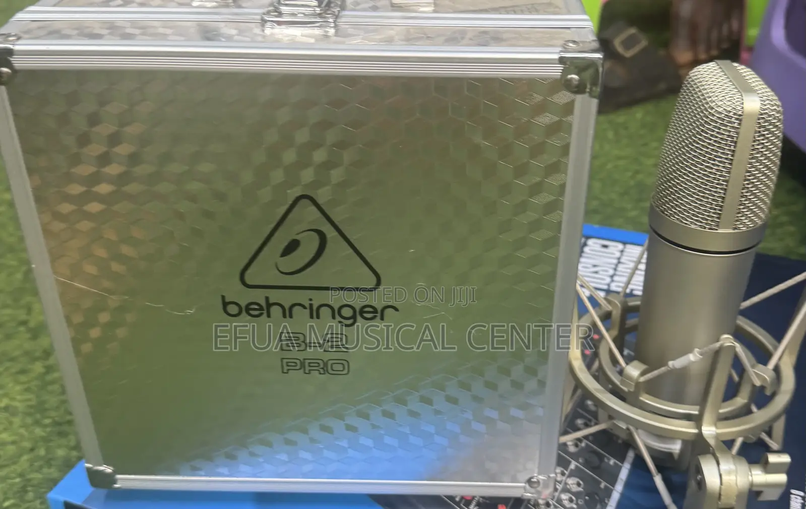Behringer B-2 Pro Studio Condenser Microphone