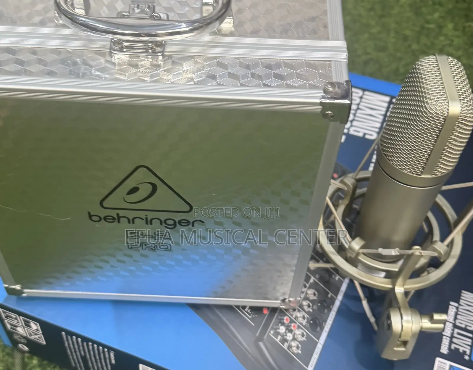 Behringer B-2 Pro Studio Condenser Microphone