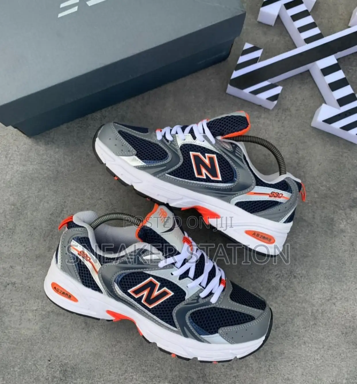 New Balance 530 Navy Sneakers